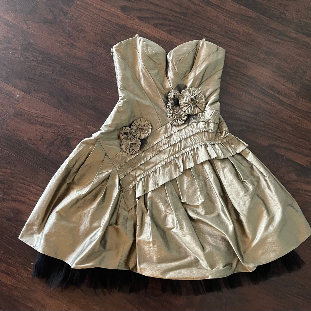 NWT BCBGMaxAzria Woven Silk Dress sz 6